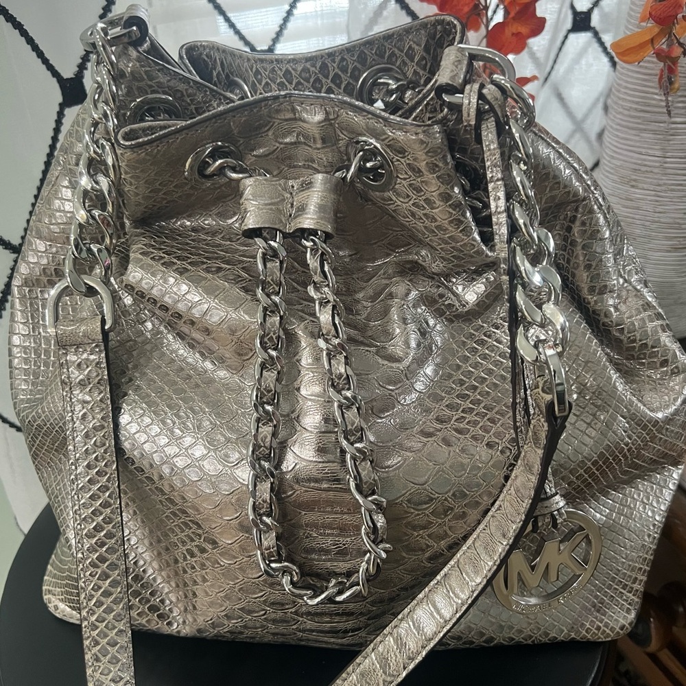 Michael Kors Metallic Silver Snake-Embossed Shoulder Bag - Picture 2 of 7